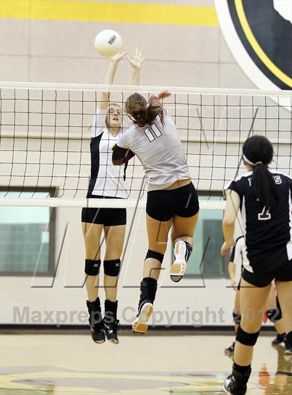 Thumbnail 3 in Ennis @ Crandall photogallery.