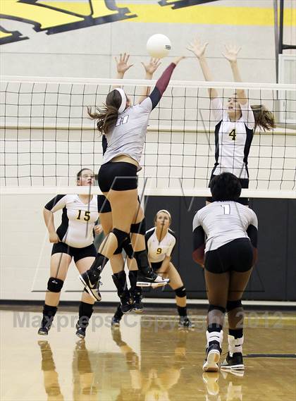 Thumbnail 1 in Ennis @ Crandall photogallery.