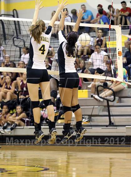 Thumbnail 2 in Ennis @ Crandall photogallery.