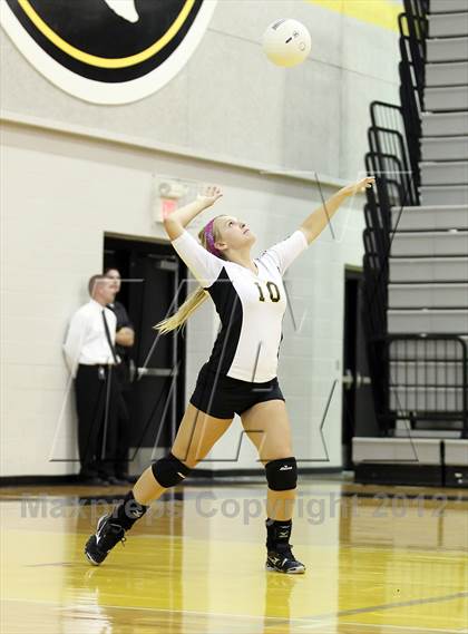 Thumbnail 1 in Ennis @ Crandall photogallery.