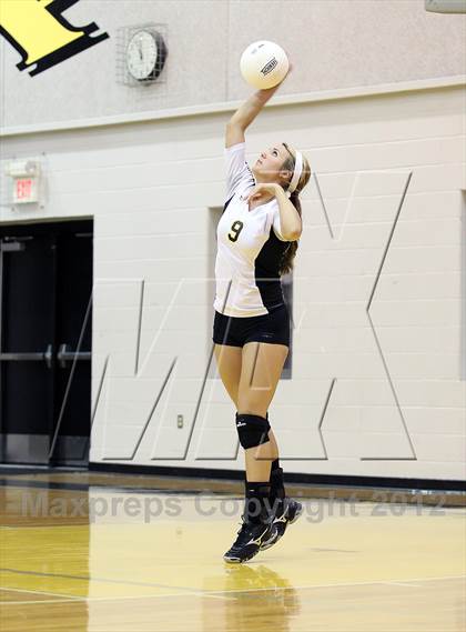 Thumbnail 2 in Ennis @ Crandall photogallery.