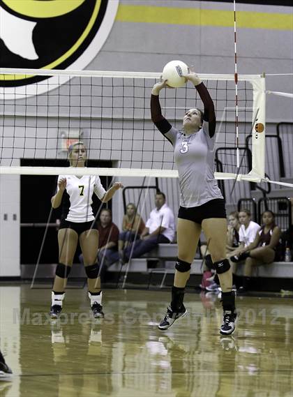 Thumbnail 2 in Ennis @ Crandall photogallery.