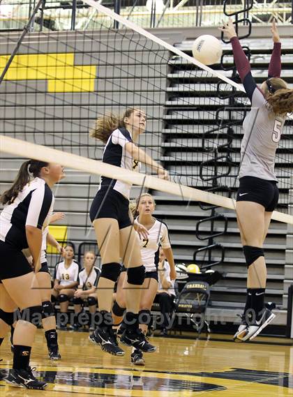 Thumbnail 3 in Ennis @ Crandall photogallery.