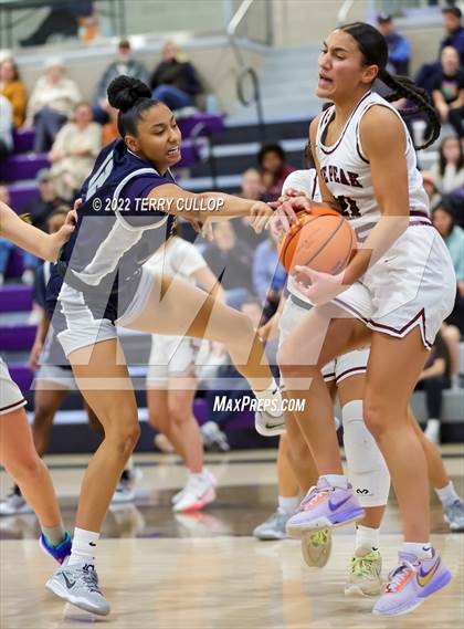 Thumbnail 1 in Lone Peak vs. Sierra Canyon (Utah Holiday Hoopfest) photogallery.