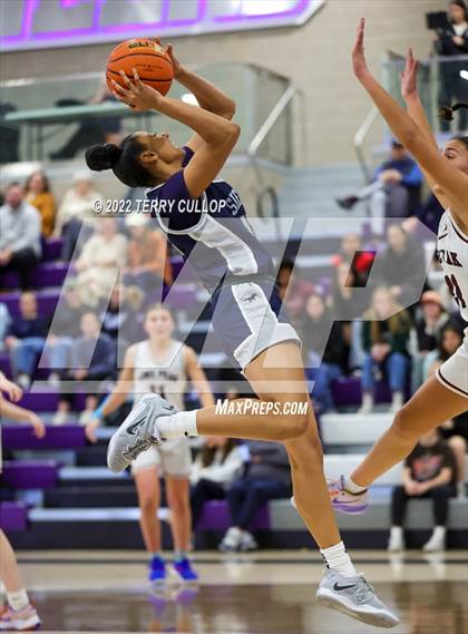 Thumbnail 1 in Lone Peak vs. Sierra Canyon (Utah Holiday Hoopfest) photogallery.
