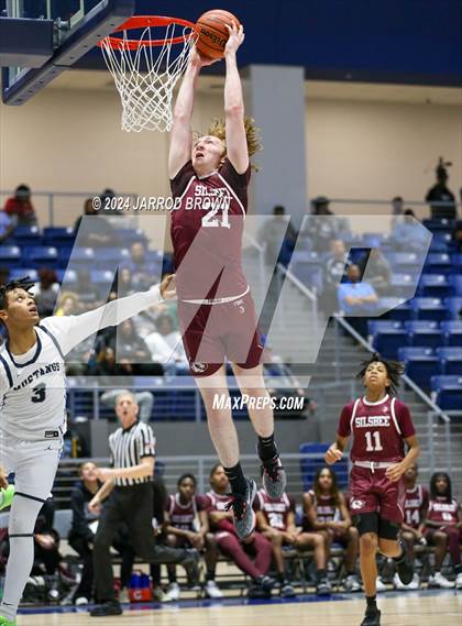 Thumbnail 1 in Silsbee @ West Orange-Stark photogallery.