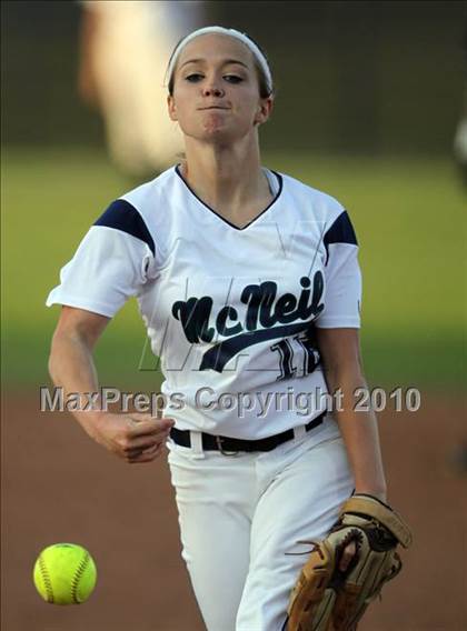 Thumbnail 2 in Stony Point @ McNeil photogallery.