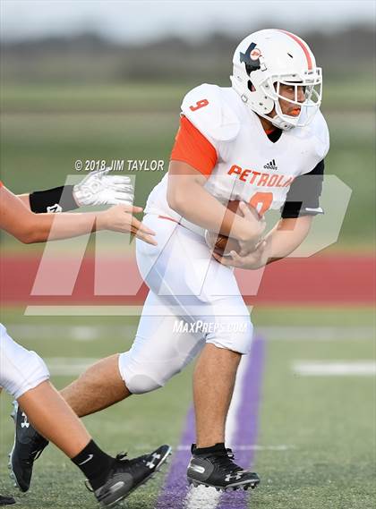 Thumbnail 3 in Hico vs Petrolia photogallery.