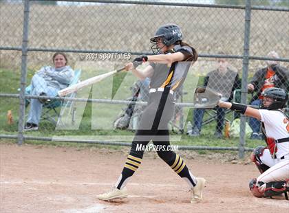 Thumbnail 3 in Miami Trace @ Amanda-Clearcreek photogallery.