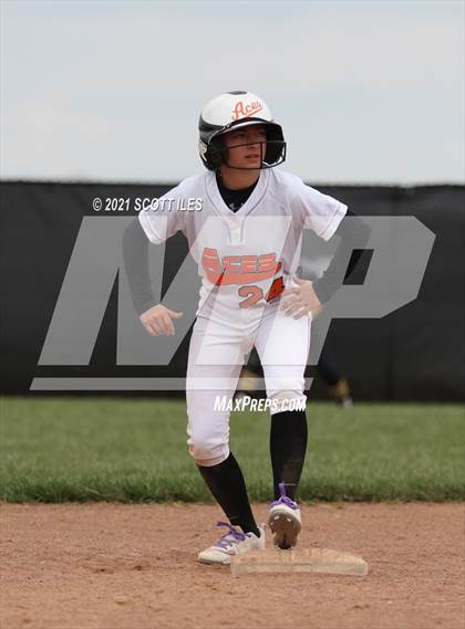 Thumbnail 3 in Miami Trace @ Amanda-Clearcreek photogallery.