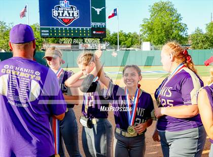 Thumbnail 3 in Hermleigh vs. D'Hanis (UIL 1A State Championship Game) photogallery.