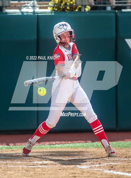 Thumbnail 1 in Hermleigh vs. D'Hanis (UIL 1A State Championship Game) photogallery.