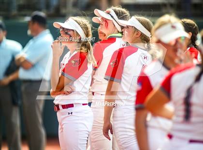 Thumbnail 2 in Hermleigh vs. D'Hanis (UIL 1A State Championship Game) photogallery.