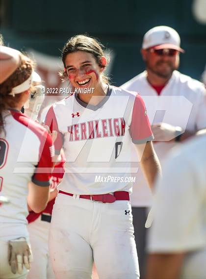 Thumbnail 1 in Hermleigh vs. D'Hanis (UIL 1A State Championship Game) photogallery.