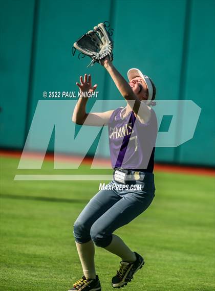 Thumbnail 3 in Hermleigh vs. D'Hanis (UIL 1A State Championship Game) photogallery.