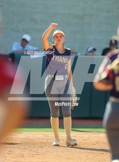 Thumbnail 3 in Hermleigh vs. D'Hanis (UIL 1A State Championship Game) photogallery.