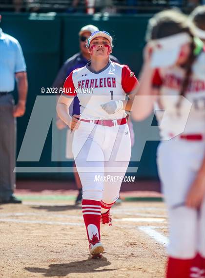 Thumbnail 3 in Hermleigh vs. D'Hanis (UIL 1A State Championship Game) photogallery.