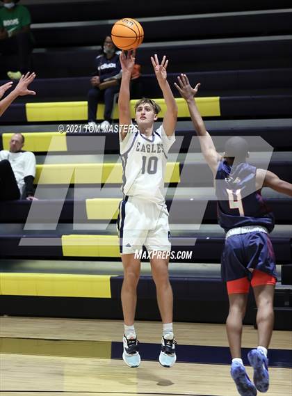 Thumbnail 3 in Wayne Country Day vs. Concord Academy (@ Carmel Christian) photogallery.