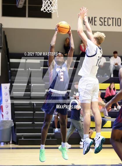 Thumbnail 2 in Wayne Country Day vs. Concord Academy (@ Carmel Christian) photogallery.