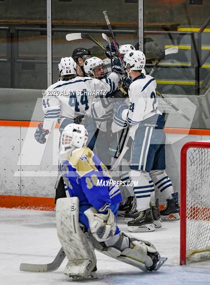 Thumbnail 3 in Webster Schroeder @ Pittsford (Section 5 Quarterfinal) photogallery.