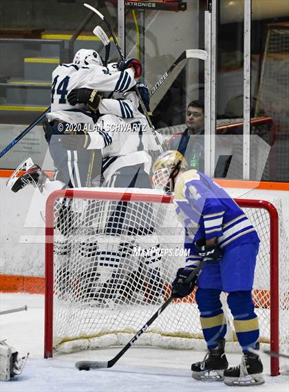 Thumbnail 2 in Webster Schroeder @ Pittsford (Section 5 Quarterfinal) photogallery.