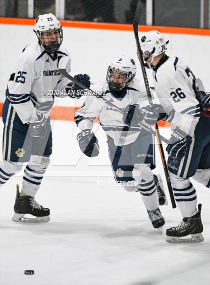Thumbnail 3 in Webster Schroeder @ Pittsford (Section 5 Quarterfinal) photogallery.