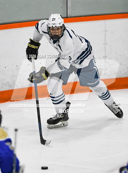 Thumbnail 1 in Webster Schroeder @ Pittsford (Section 5 Quarterfinal) photogallery.