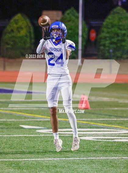 Thumbnail 3 in Windsor Academy vs. Westminster Schools of Augusta (GIAA 8-Man Championship)  photogallery.