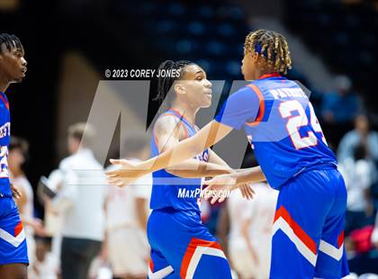 Thumbnail 3 in Westside vs Providence Christian Academy (GHSA 2A State Championship) photogallery.