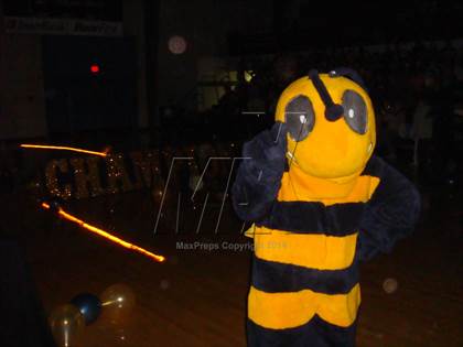 Thumbnail 3 in Kingfisher TOC Ceremony photogallery.