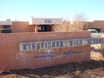 Thumbnail 1 in Kingfisher TOC Ceremony photogallery.