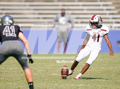 Thumbnail 2 in Guyer [John H.] vs Cedar Hill (Cotton Bowl Classic) photogallery.