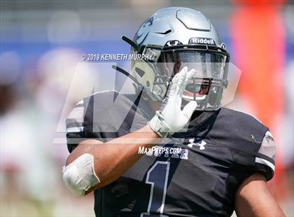 Thumbnail 2 in Guyer [John H.] vs Cedar Hill (Cotton Bowl Classic) photogallery.