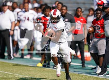 Thumbnail 3 in Guyer [John H.] vs Cedar Hill (Cotton Bowl Classic) photogallery.