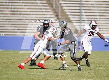 Thumbnail 1 in Guyer [John H.] vs Cedar Hill (Cotton Bowl Classic) photogallery.