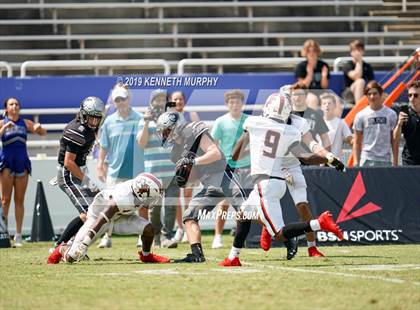 Thumbnail 2 in Guyer [John H.] vs Cedar Hill (Cotton Bowl Classic) photogallery.