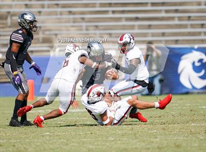 Thumbnail 2 in Guyer [John H.] vs Cedar Hill (Cotton Bowl Classic) photogallery.