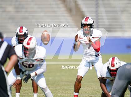 Thumbnail 2 in Guyer [John H.] vs Cedar Hill (Cotton Bowl Classic) photogallery.