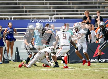 Thumbnail 1 in Guyer [John H.] vs Cedar Hill (Cotton Bowl Classic) photogallery.