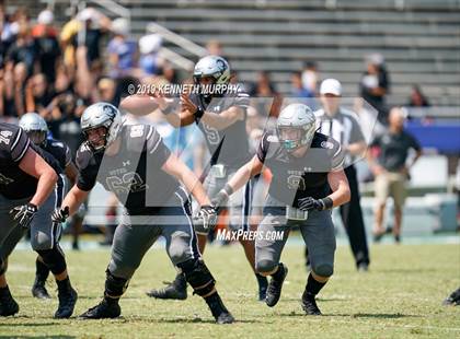 Thumbnail 2 in Guyer [John H.] vs Cedar Hill (Cotton Bowl Classic) photogallery.