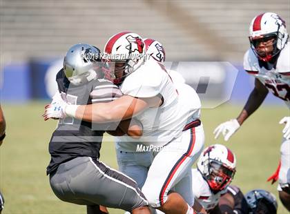 Thumbnail 3 in Guyer [John H.] vs Cedar Hill (Cotton Bowl Classic) photogallery.