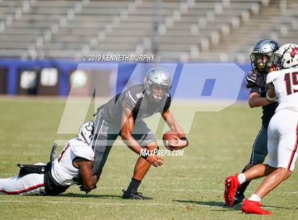 Thumbnail 1 in Guyer [John H.] vs Cedar Hill (Cotton Bowl Classic) photogallery.