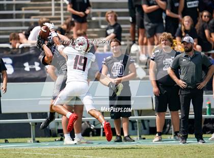 Thumbnail 1 in Guyer [John H.] vs Cedar Hill (Cotton Bowl Classic) photogallery.