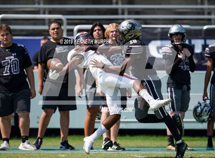 Thumbnail 2 in Guyer [John H.] vs Cedar Hill (Cotton Bowl Classic) photogallery.