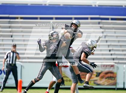 Thumbnail 3 in Guyer [John H.] vs Cedar Hill (Cotton Bowl Classic) photogallery.
