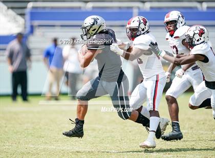 Thumbnail 1 in Guyer [John H.] vs Cedar Hill (Cotton Bowl Classic) photogallery.