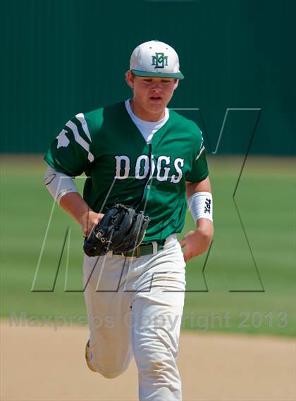 Thumbnail 3 in Hallettsville vs. Marion (UIL 2A Region IV Regional Finals) photogallery.