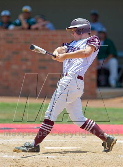 Thumbnail 2 in Hallettsville vs. Marion (UIL 2A Region IV Regional Finals) photogallery.