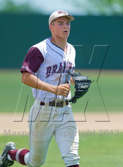 Thumbnail 3 in Hallettsville vs. Marion (UIL 2A Region IV Regional Finals) photogallery.