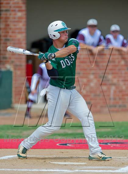 Thumbnail 1 in Hallettsville vs. Marion (UIL 2A Region IV Regional Finals) photogallery.